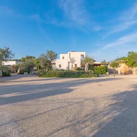 Cava Li Santi Aparthotel *