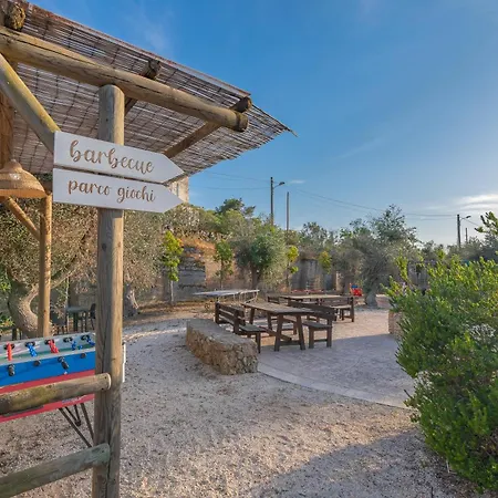 Cava Li Santi Aparthotel
