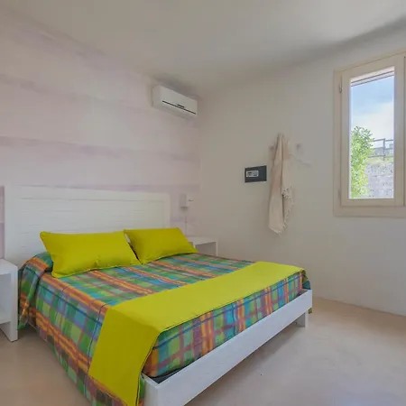 Aparthotel Cava Li Santi *