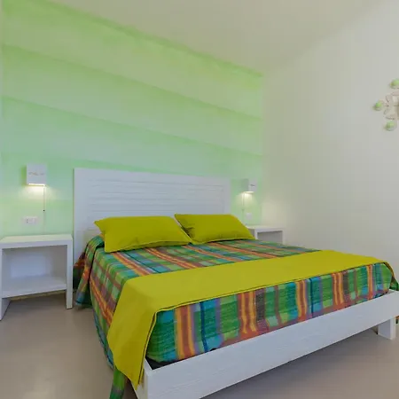Cava Li Santi Aparthotel