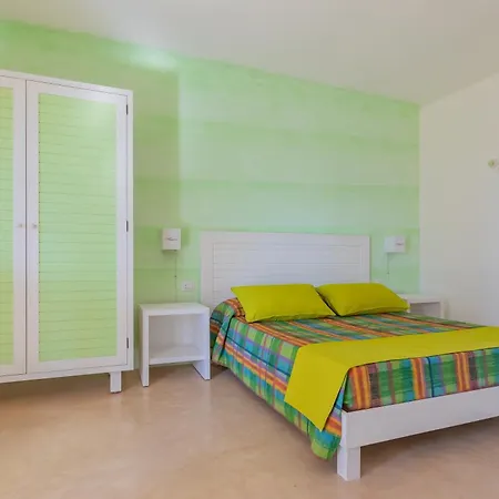 Aparthotel Cava Li Santi *